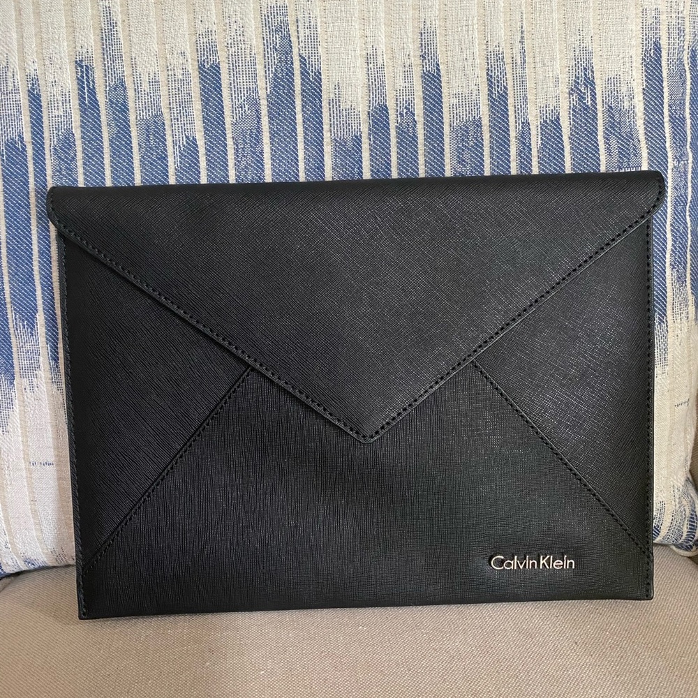 Gorgeous CK Envelope Clutch